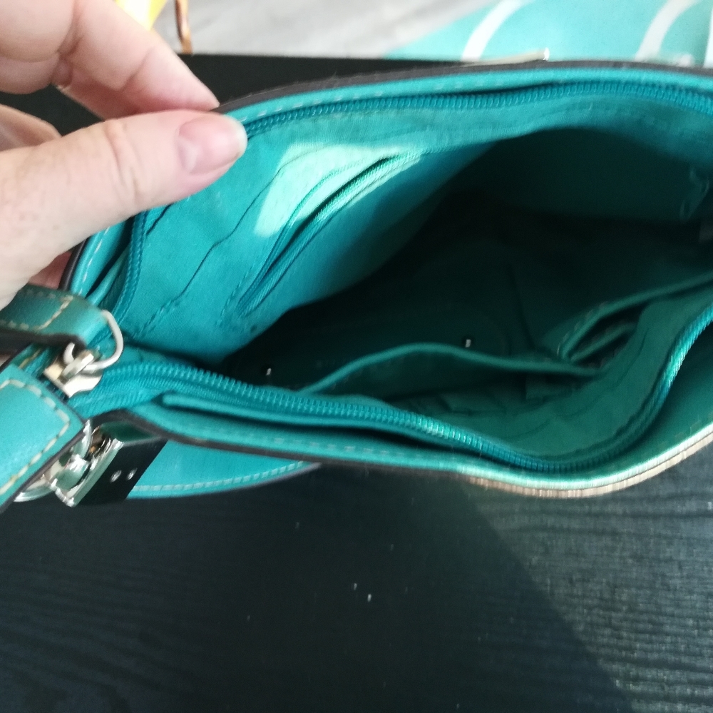 Purse - Picture 4 of 6